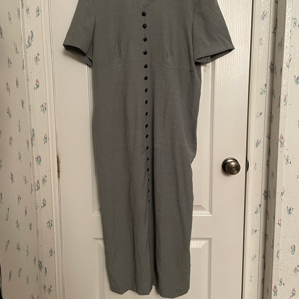 Kathy Lee chic Button-Front Maxi Dress with back ties.